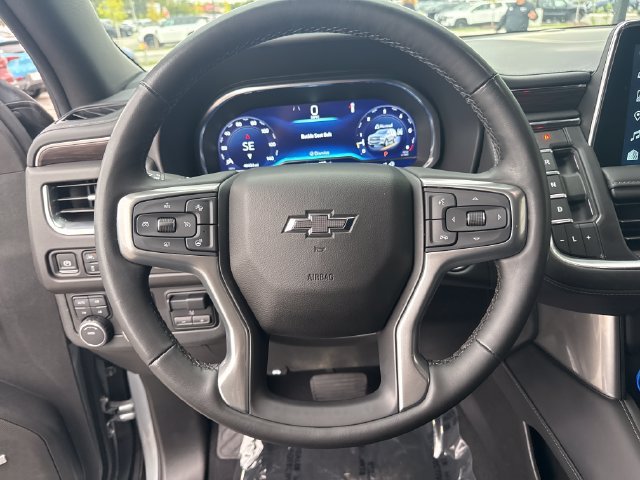Used 2024 Gray Chevrolet Z71 image 16