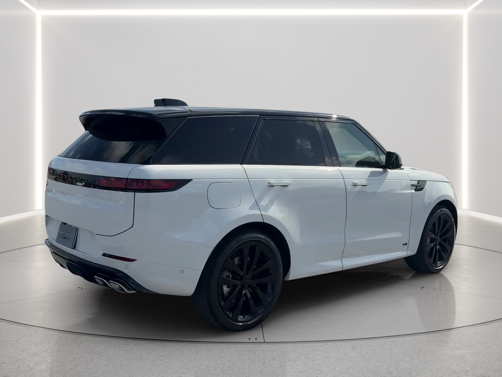 New 2026 Fuji White Land Rover Dynamic SE image 5