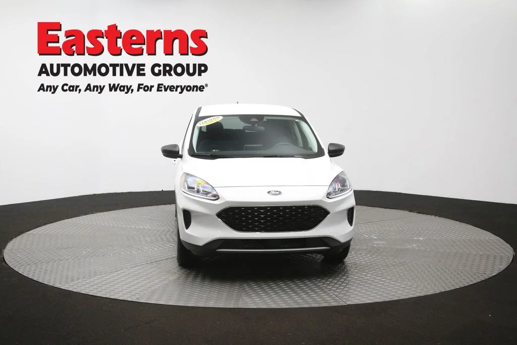 Used 2022 White Ford SE image 52