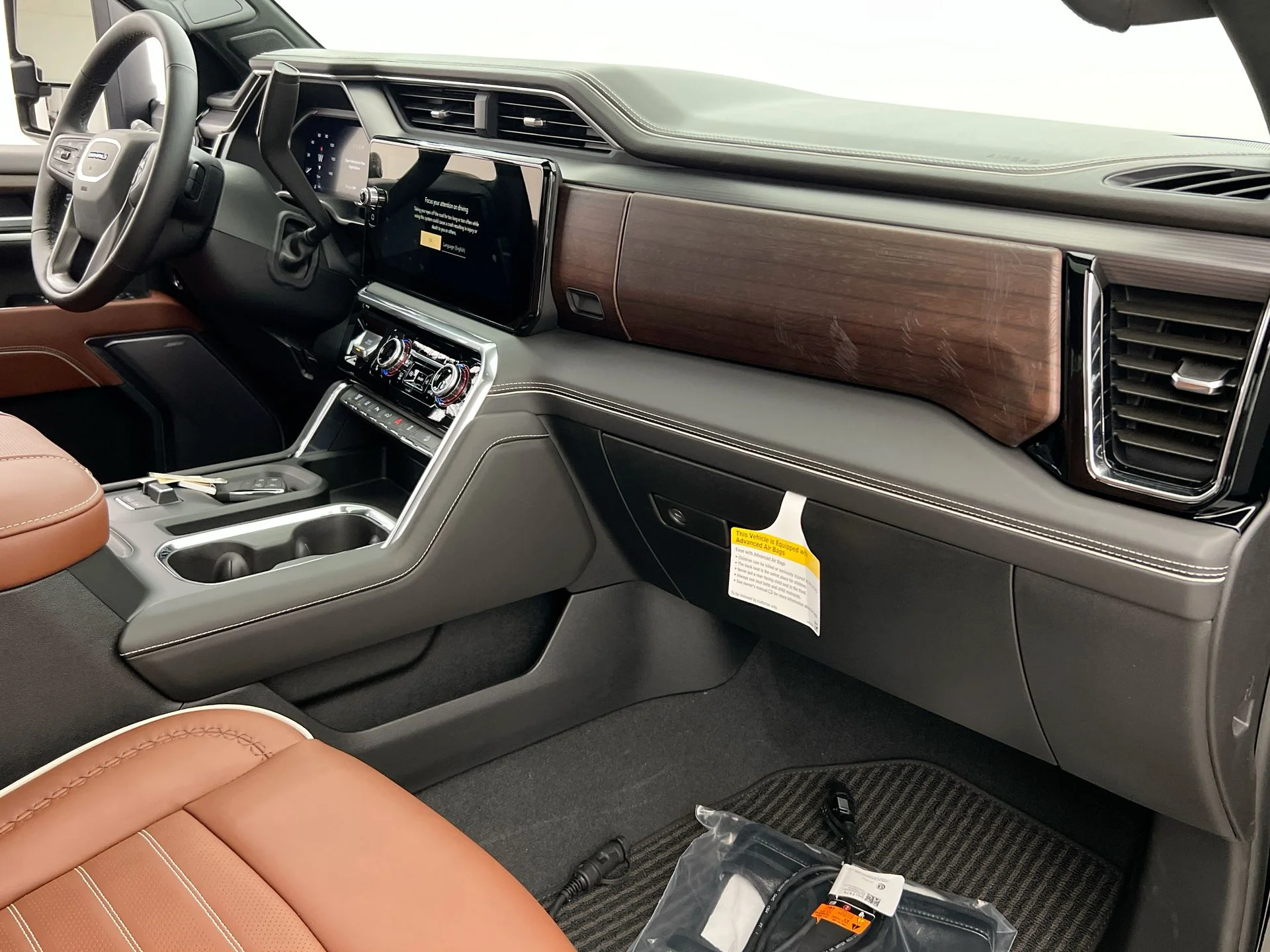 Used 2026 Black GMC Denali Ultimate image 6