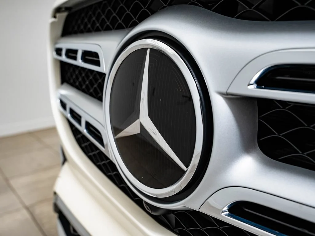 Used 2023 Manufaktur Diamond White Metallic Mercedes-Benz GLS 450 image 3