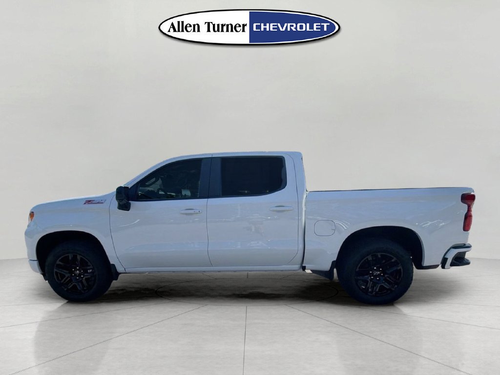New 2026 Summit White Chevrolet RST image 6