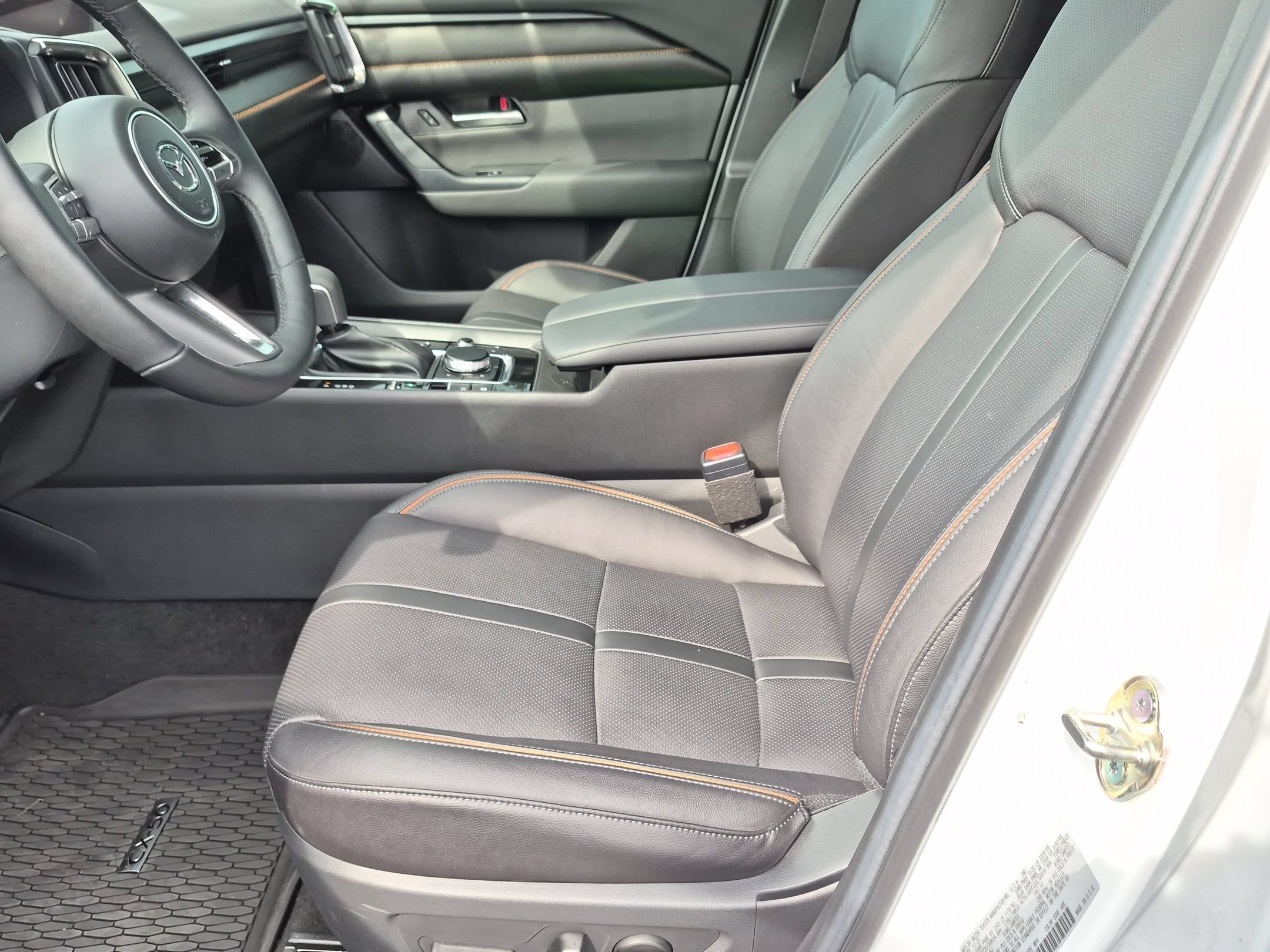 Used 2026 Wind Chill Pearl Mazda Premium Plus image 15