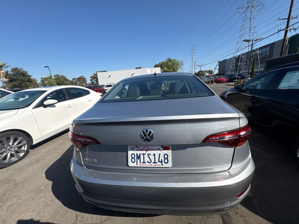 Used 2019 Silver Metallic Volkswagen 1.4T SE image 8