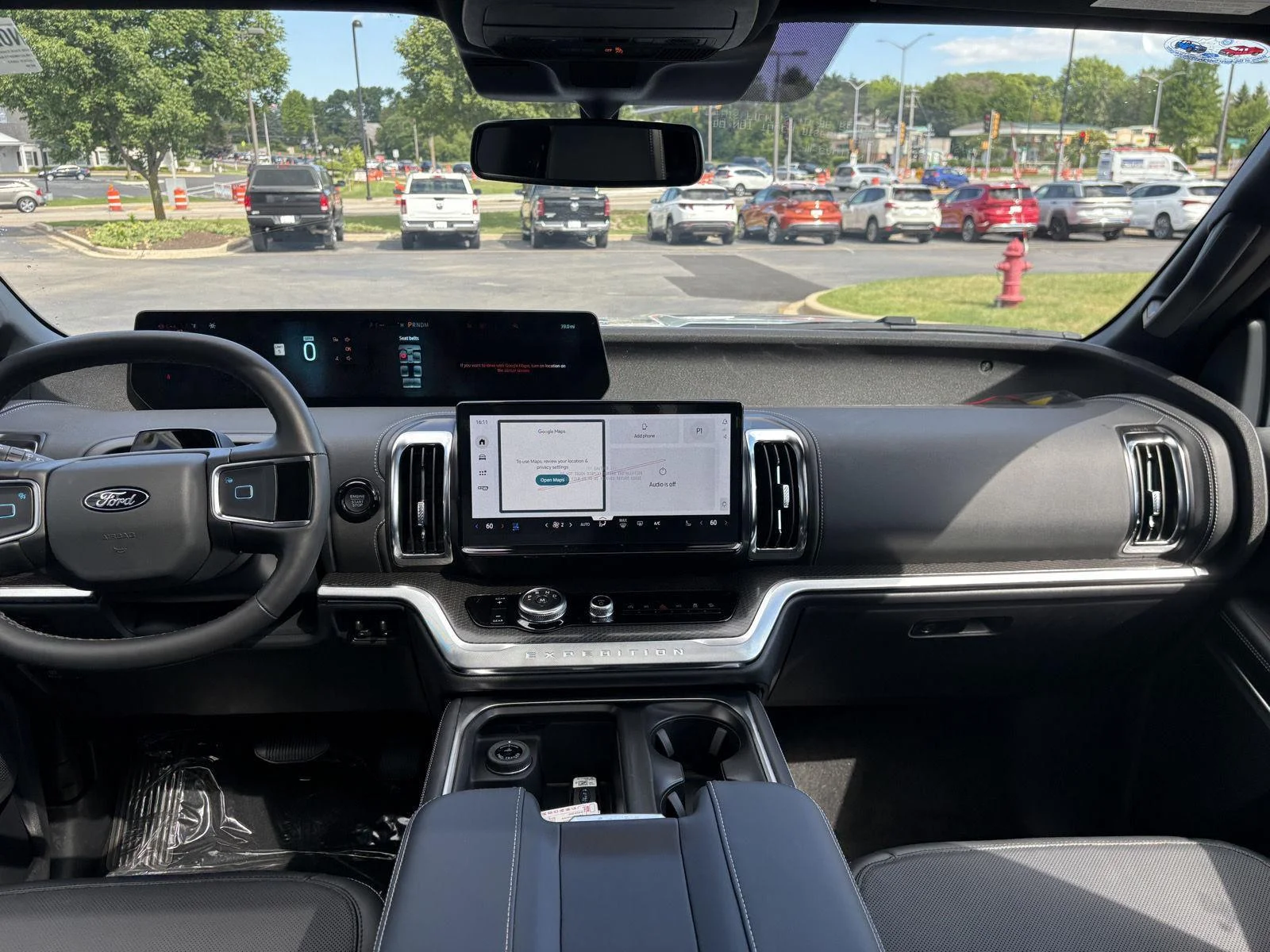 New 2026 Glacier Gray Metallic Tri-Coat Ford Platinum® image 8