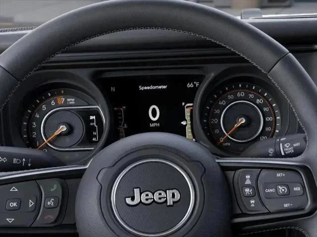 New 2026 Bright White Clear-Coat Exterior Paint Jeep Mojave image 121