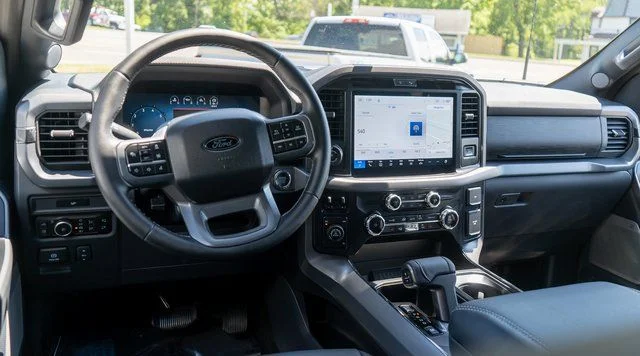 New 2026 Avalanche Ford XLT image 9