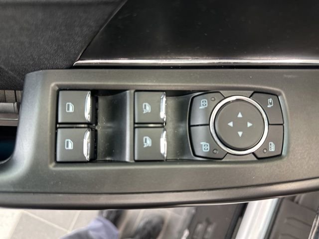 New 2025 Oxford White Ford Tremor® image 20