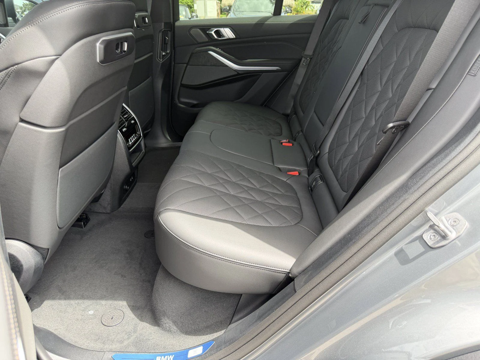 New 2026 Skyscraper Grey Metallic BMW xDrive40i image 18