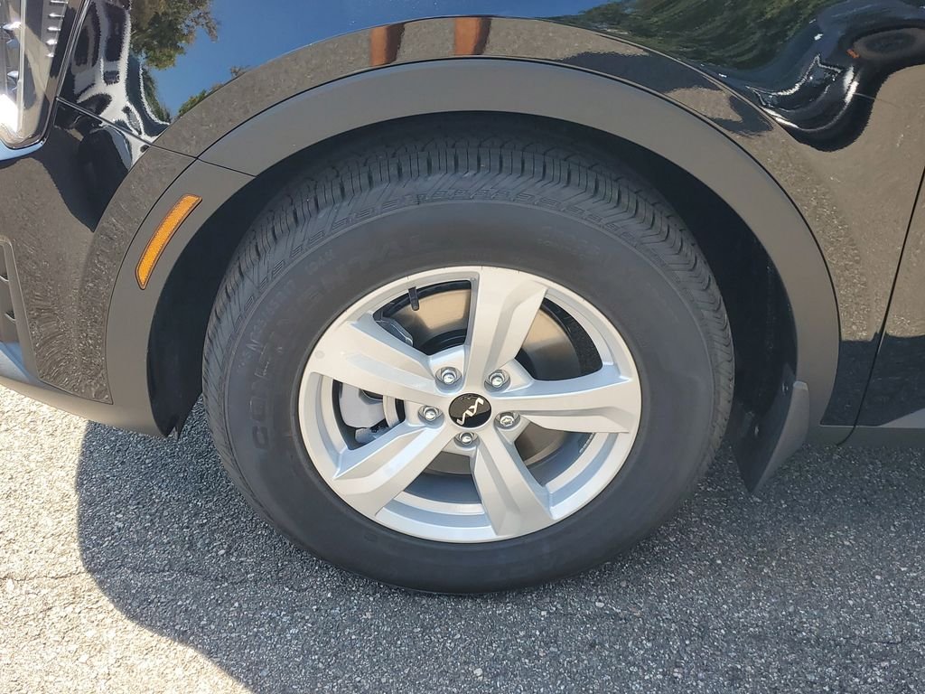 New 2026 Black Kia LX image 37