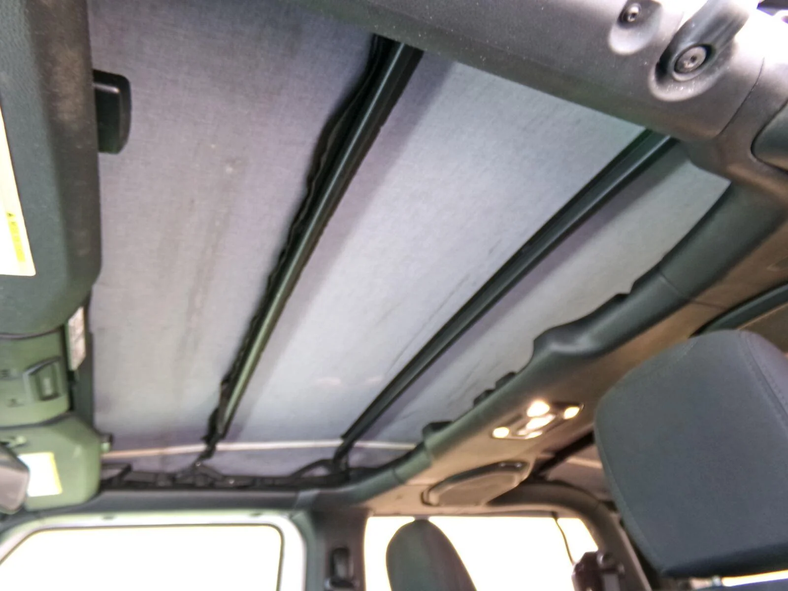 Used 2021 Bright White Clearcoat Jeep Sport image 3