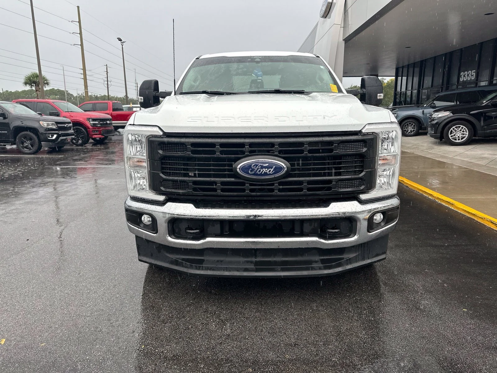 Used 2025 White Ford XL image 9