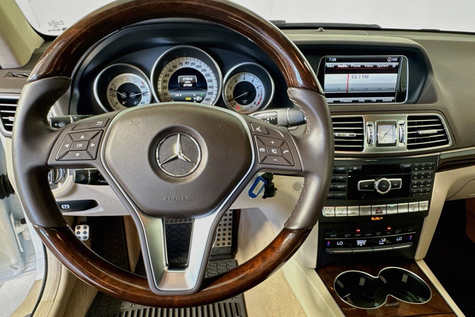Used 2014 Polar White Mercedes-Benz E 350 image 11