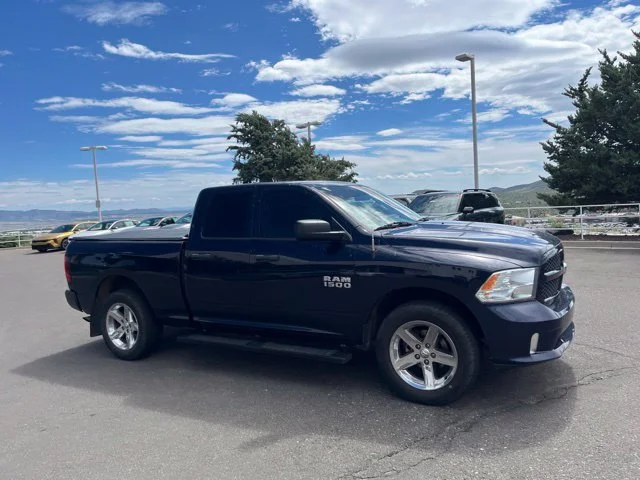 Used 2017 True Blue Pearlcoat Ram Express image 5