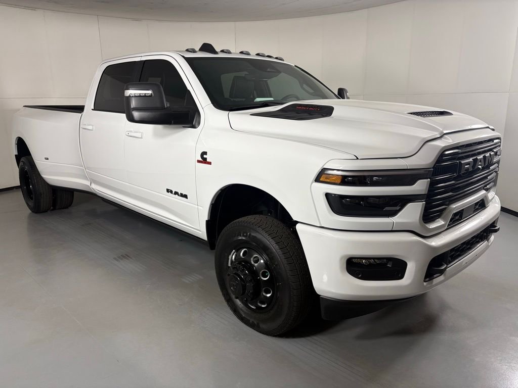 New 2026 Bright White Clear-Coat Exterior Paint RAM Laramie image 2