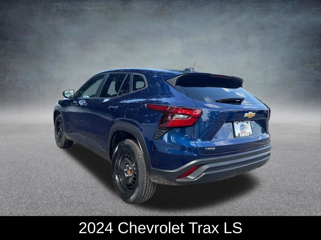 Used 2024 Blue Chevrolet LS image 3