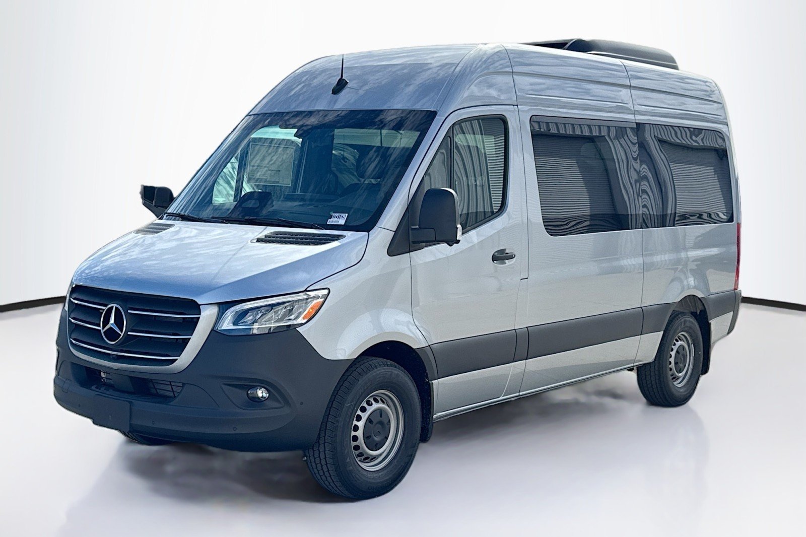 2026 Mercedes-Benz Sprinter 2500 144 WB HO's photo