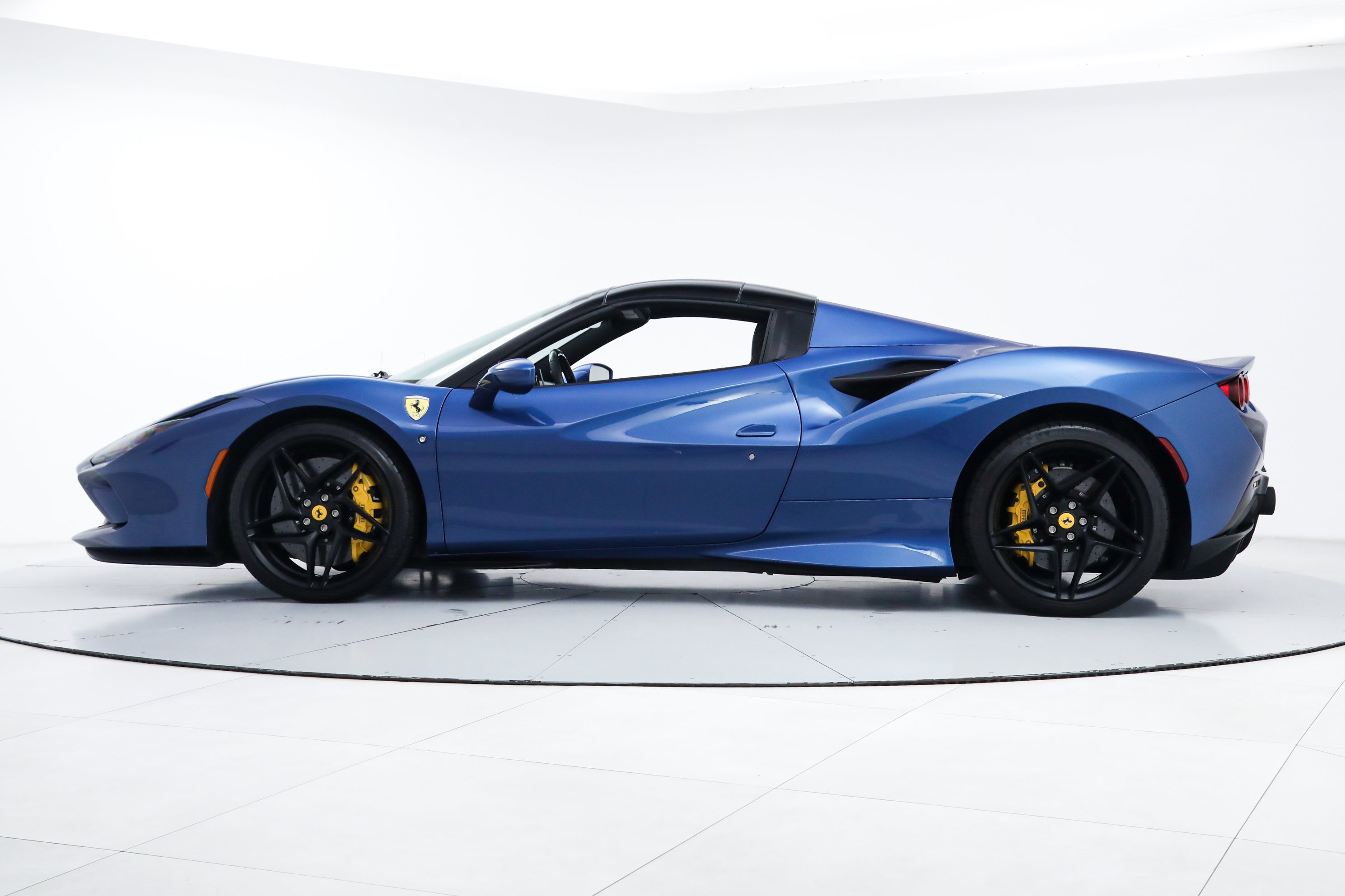 Used 2023 Blue Ferrari  image 7