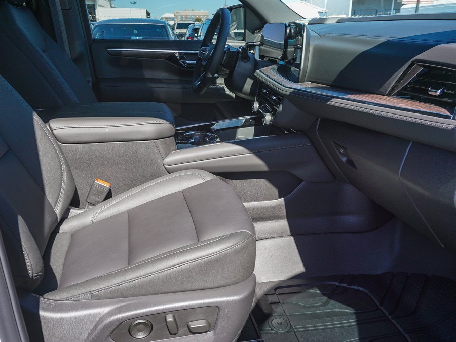 2027 Chevrolet Tahoe LT - Photo 12
