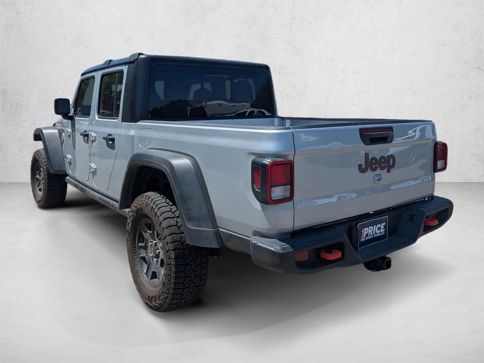 Used 2023 Silver Zynith Clearcoat Jeep Mojave image 7