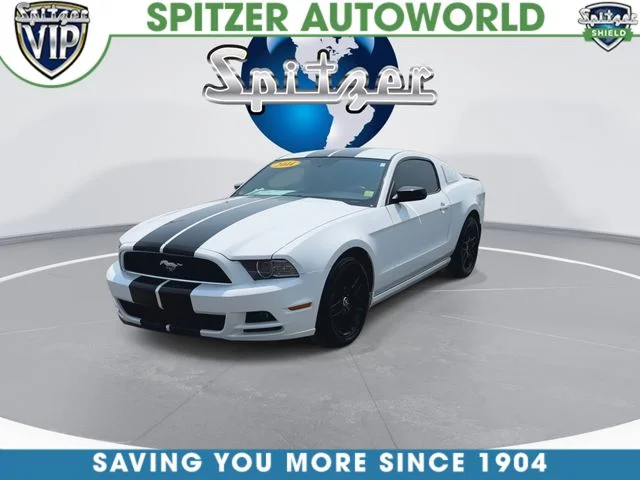 Used 2014 White Ford V6 image 4