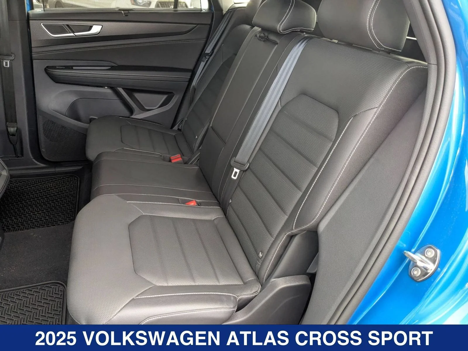 2025 Volkswagen Atlas Cross Sport SEL R-LINE - Photo 17