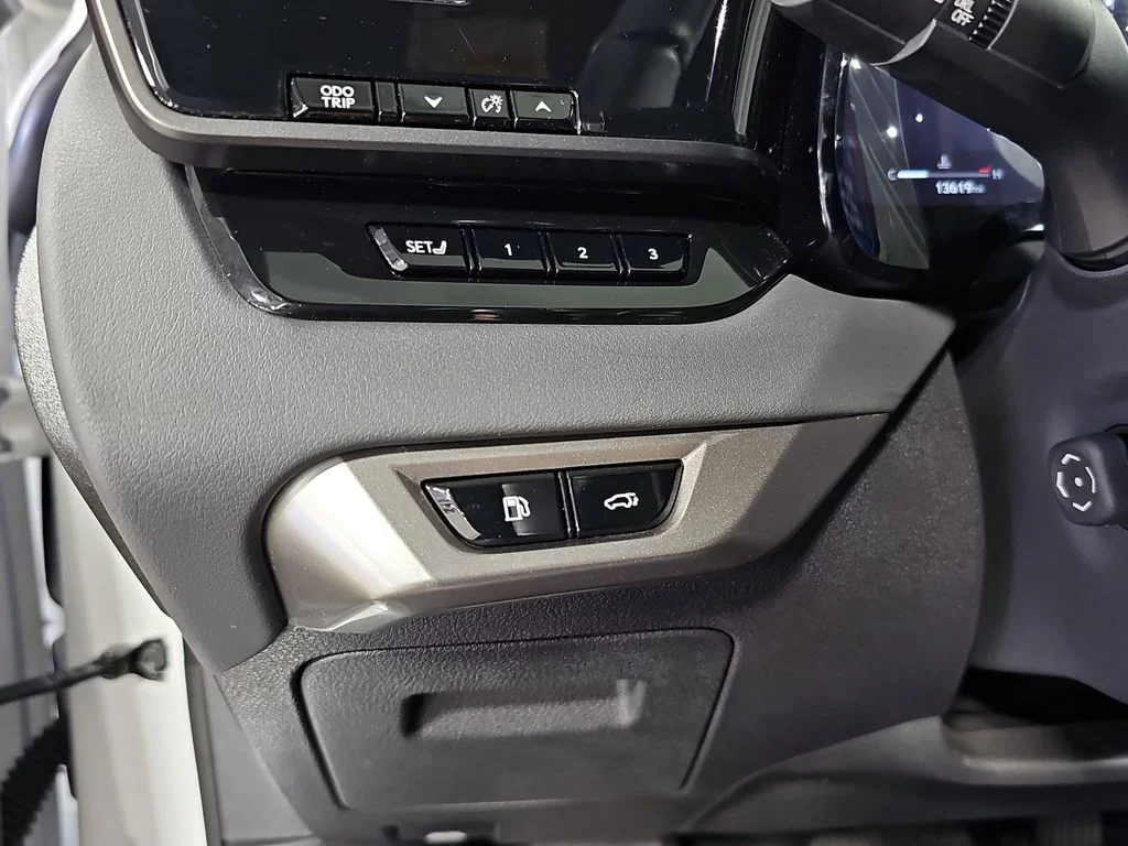 Certified Used 2025 White Lexus 350 Premium image 27