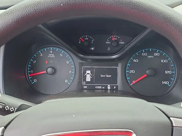 Used 2017 White GMC Base image 20