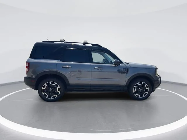 Used 2021 Gray Ford Outer Banks image 9