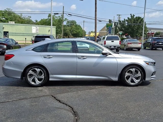 Used 2018 Silver Honda EX-L image 8