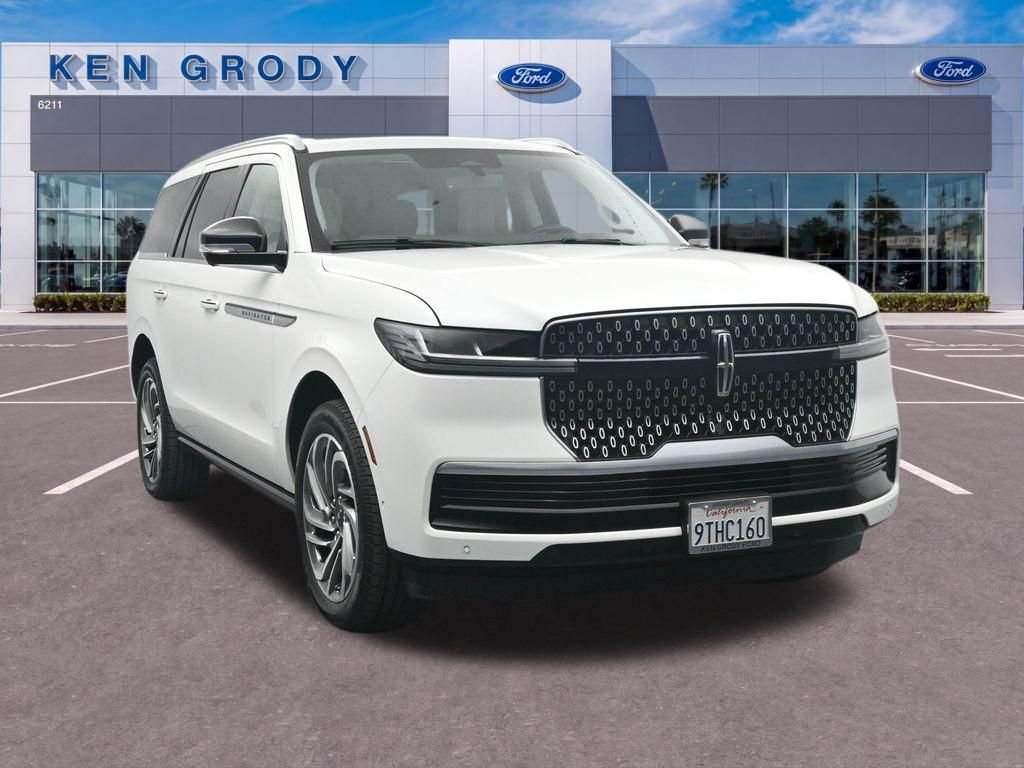2025 Lincoln Navigator Reserve 4WD's photo