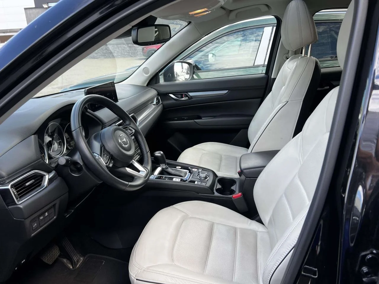 Certified Used 2025 Jet Black Mica Mazda 2.5 S Preferred image 28
