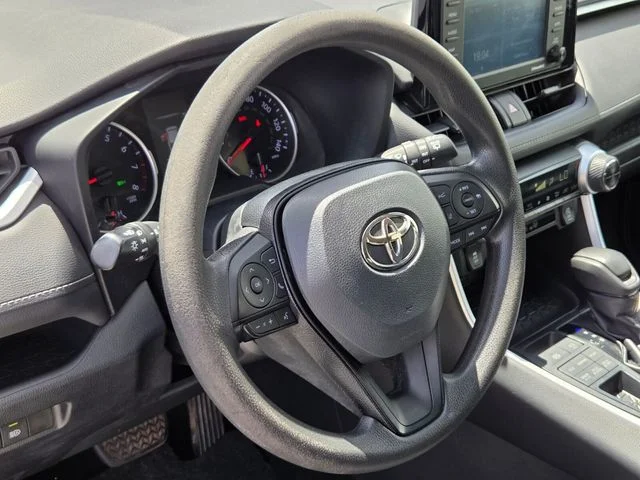 Used 2021 White Toyota XLE image 17