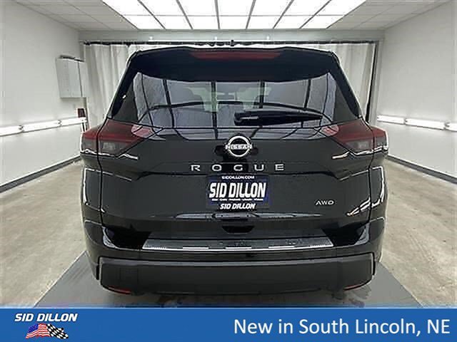 New 2026 Super Black Nissan SV image 4