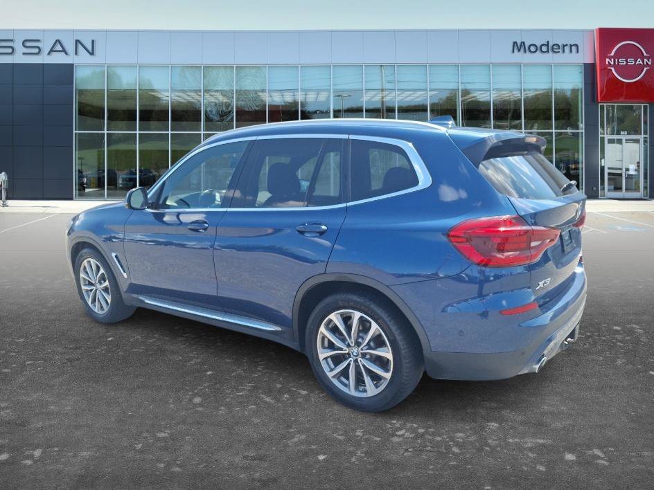Used 2019 Blue Metallic BMW xDrive30i image 6