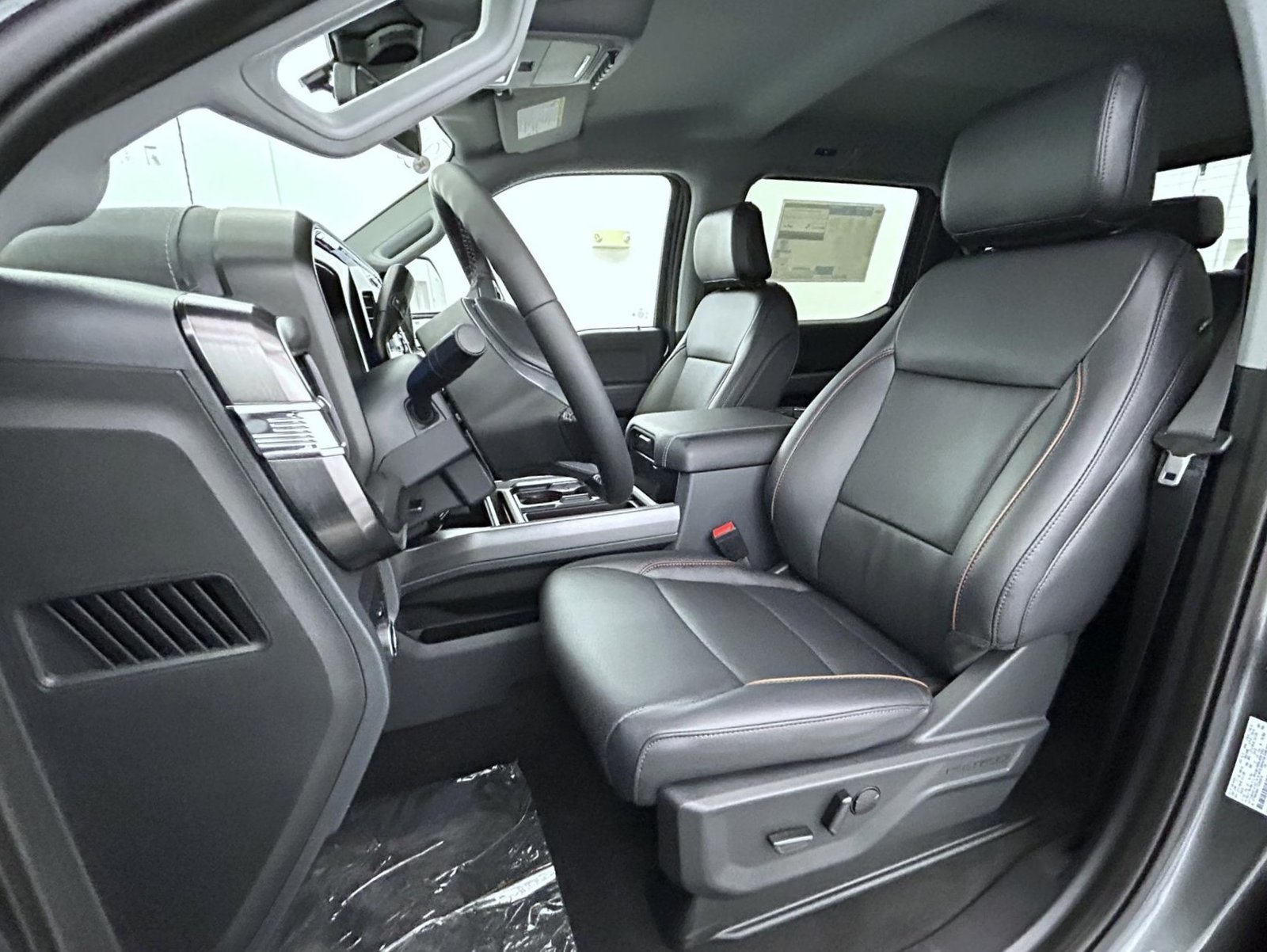 New 2026 Carbonized Gray Metallic Ford Lariat image 10