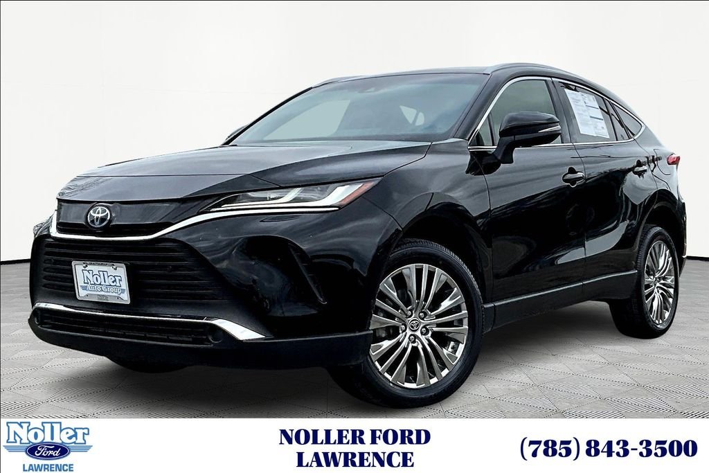 2022 Toyota Venza XLE