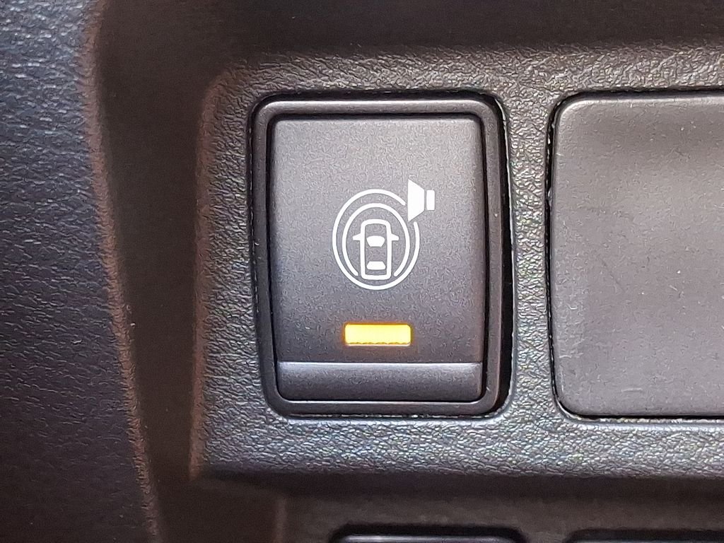 2026 Nissan Frontier — photo 17