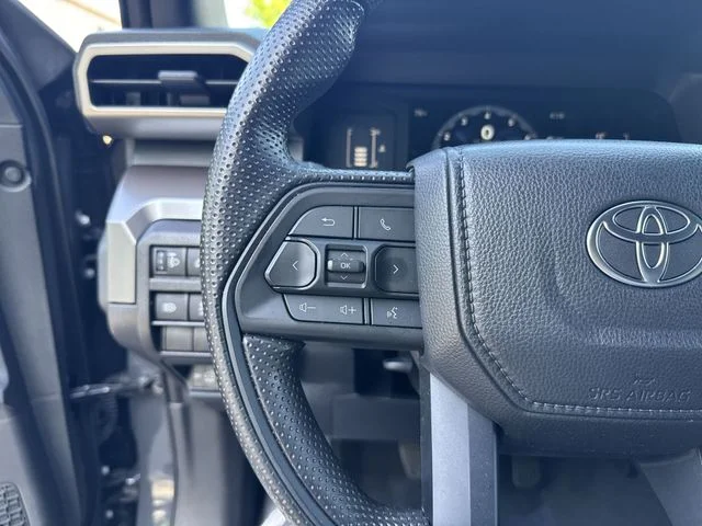 Used 2024  Toyota SR5 image 17
