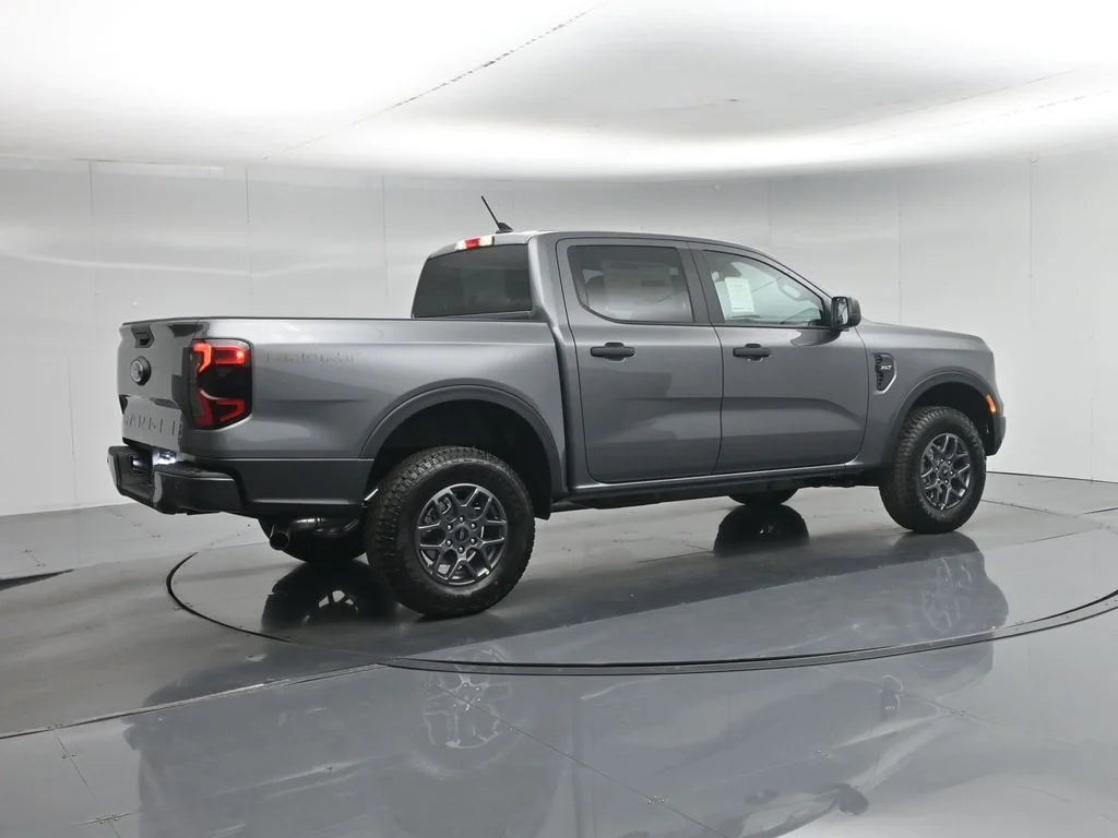 New 2026 Carbonized Gray Metallic Ford XLT image 24