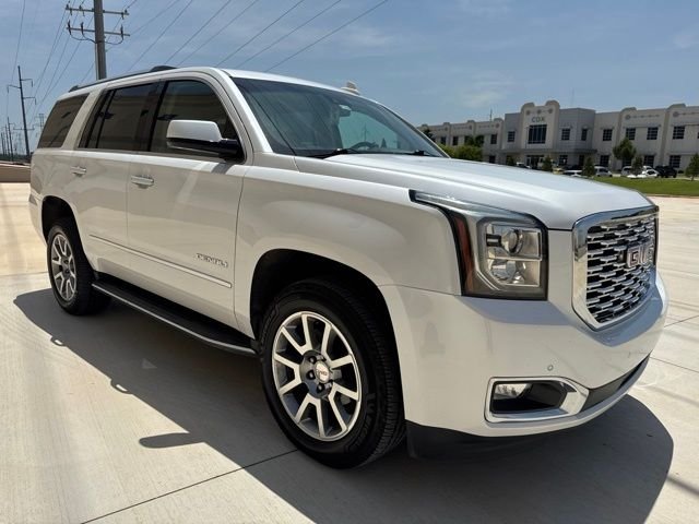 Used 2019 White GMC Denali image 3