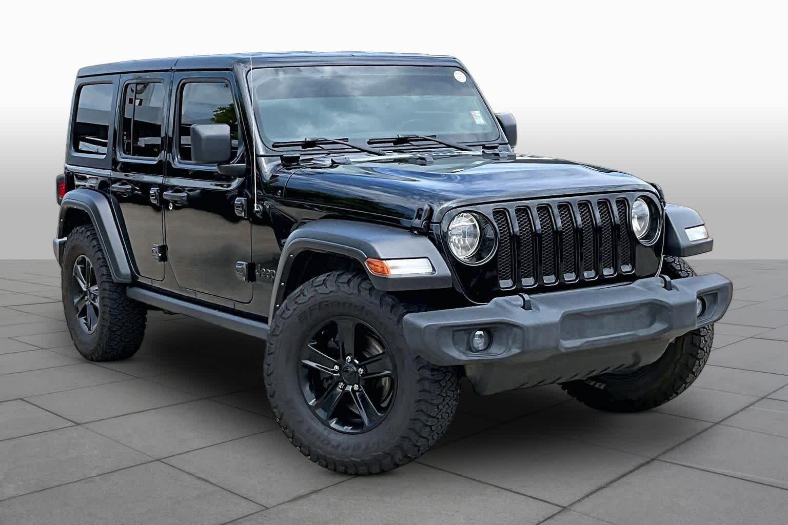 Used 2022 Black Clearcoat Jeep Unlimited Sport Altitude image 3
