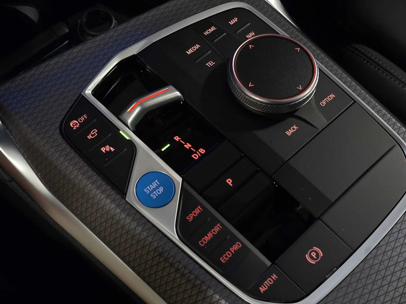 New 2026 Tanzanite Blue II Metallic BMW xDrive40 image 19