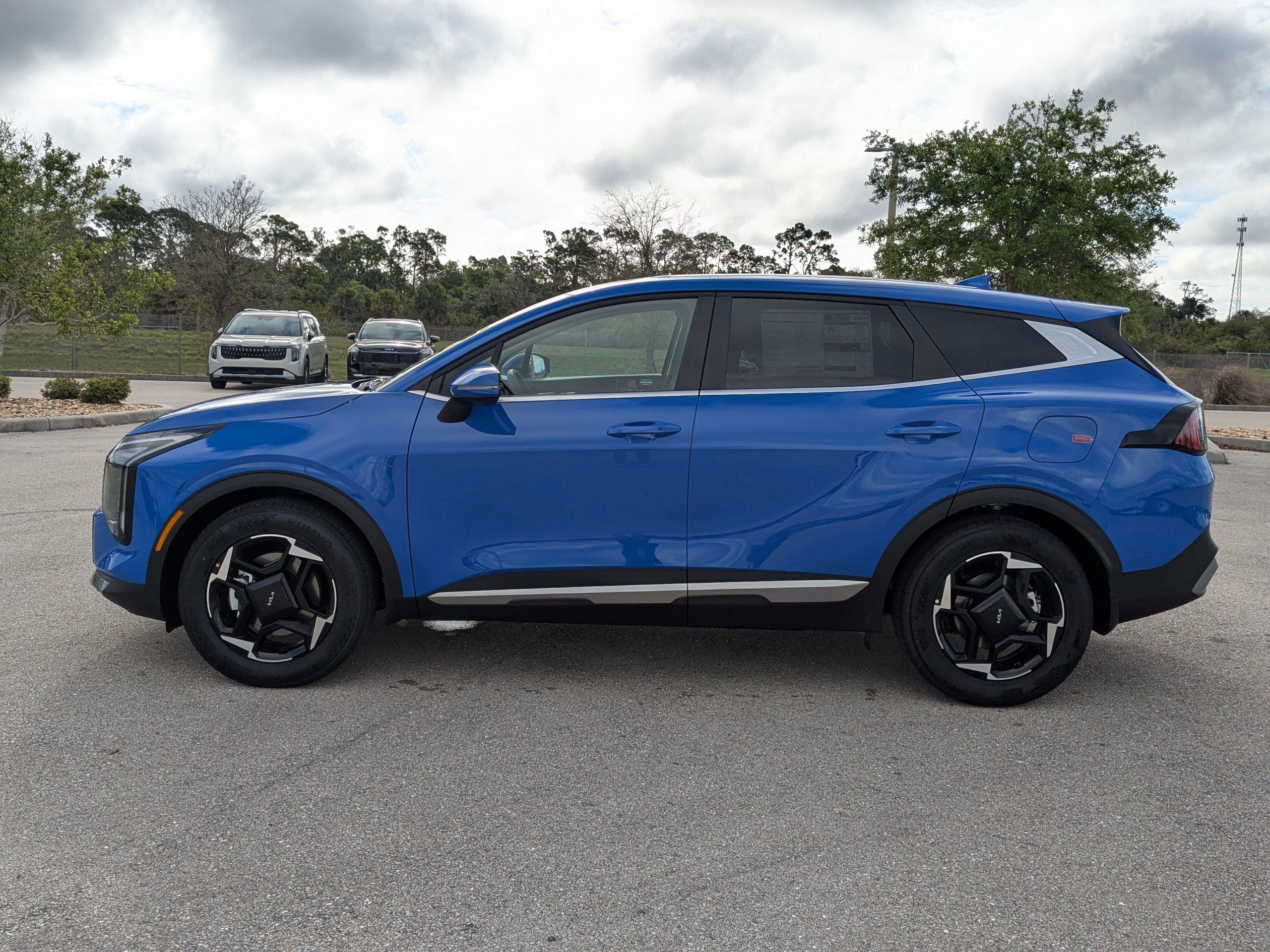 New 2026 Nebular Blue Kia EX image 8