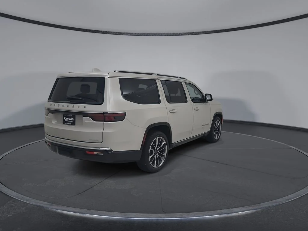 Certified Used 2022 White Jeep Series III image 16