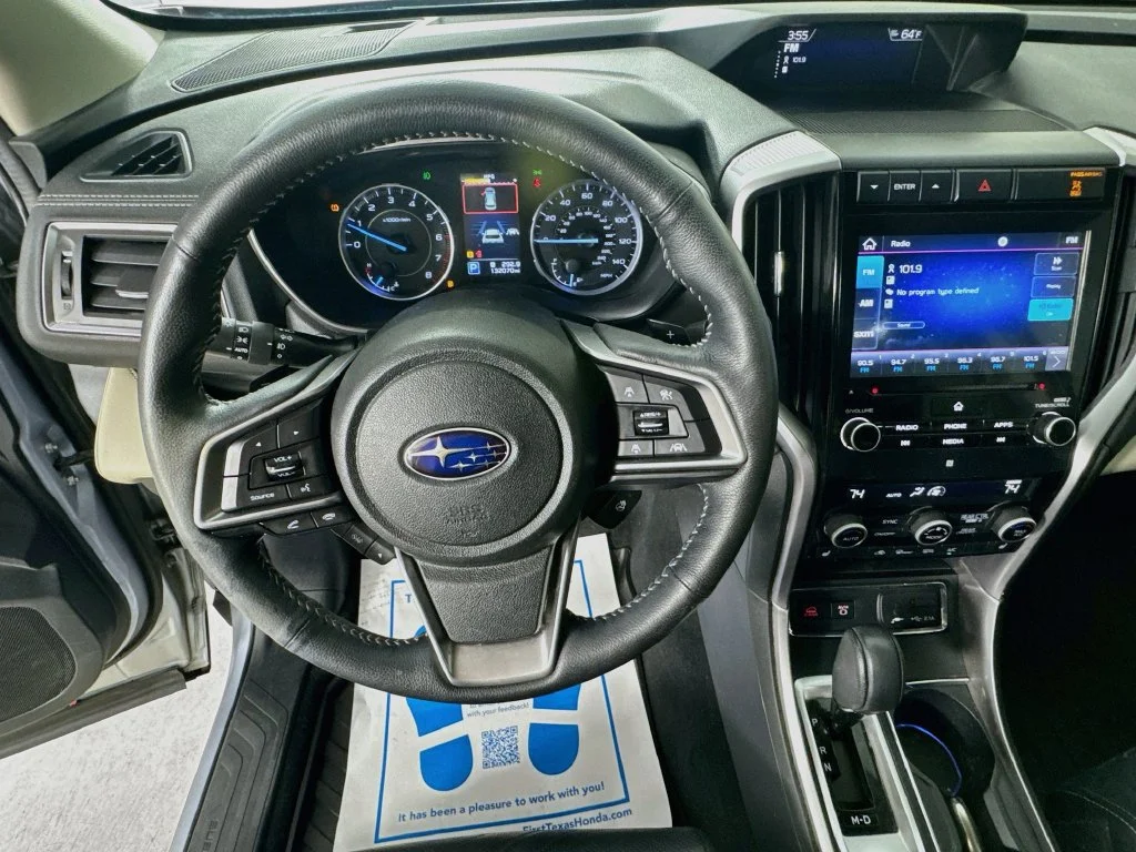 Used 2020 Ice Silver Metallic Subaru Limited image 12