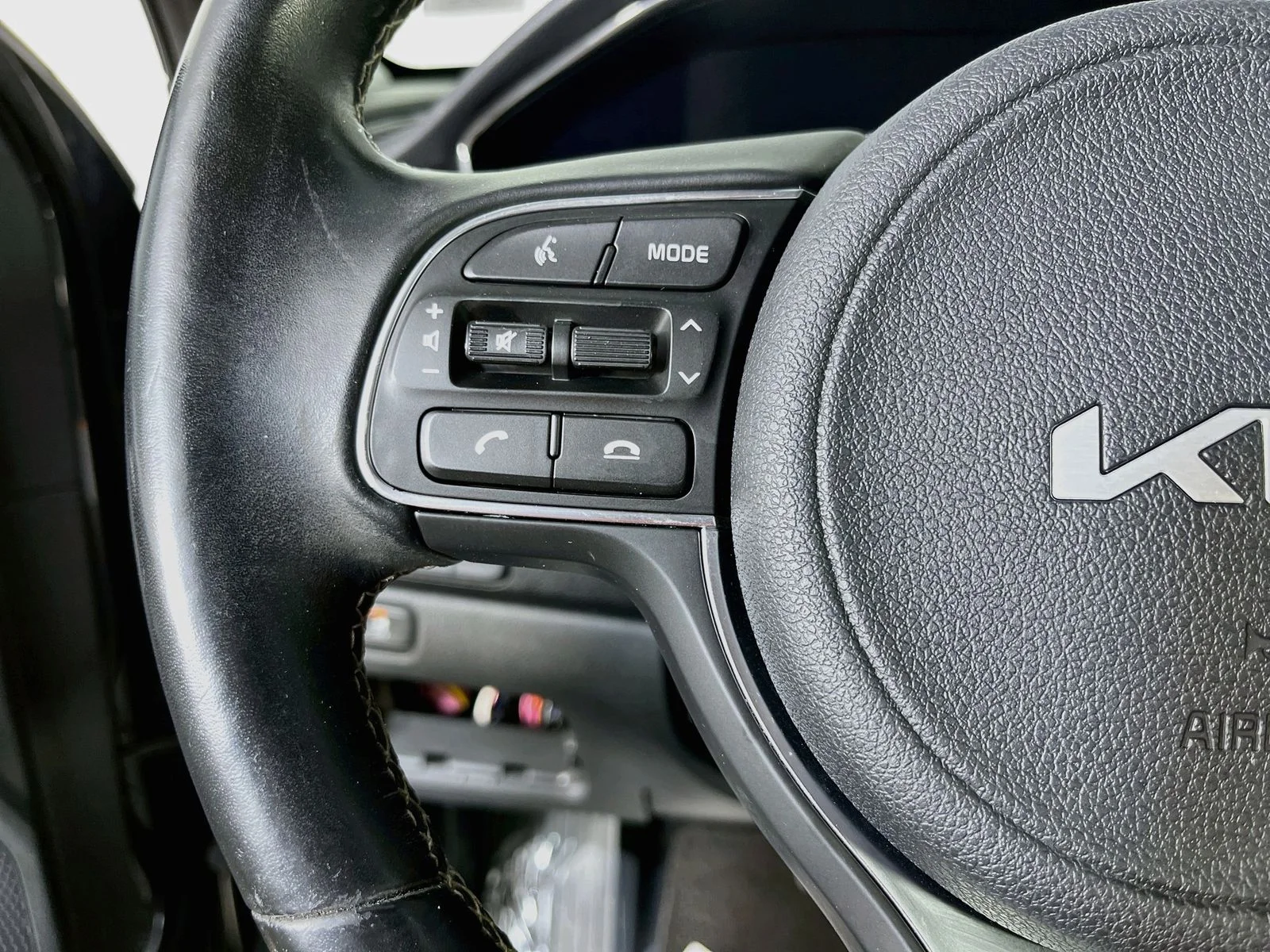 Used 2022 Gray Kia EX image 15