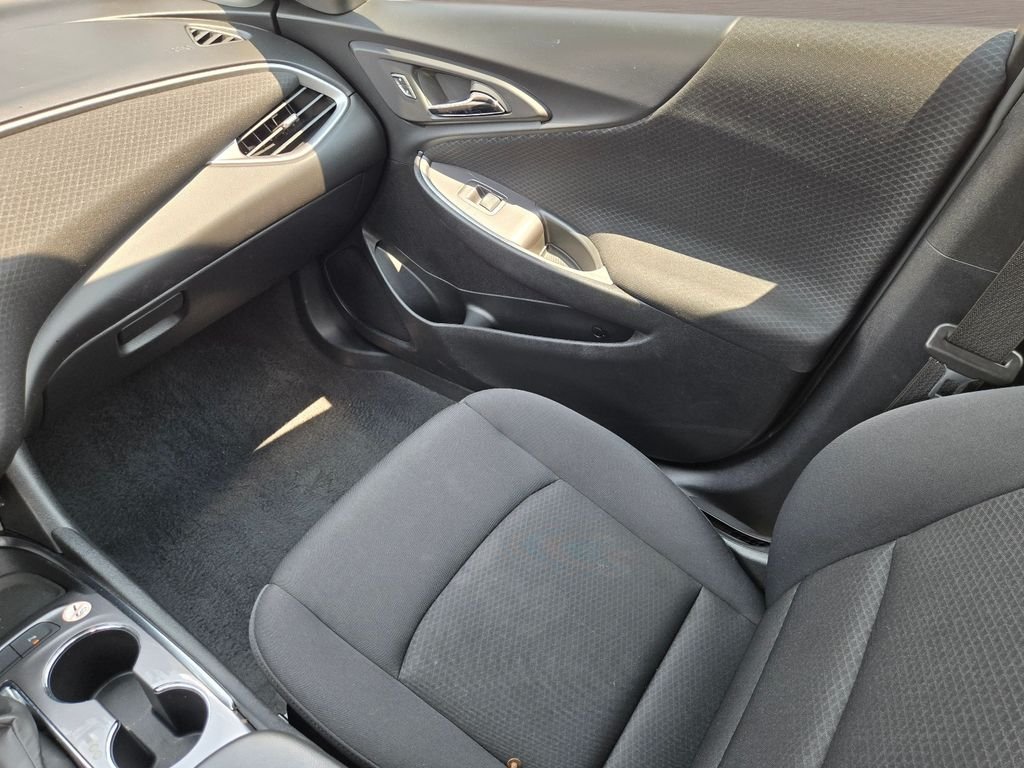 Used 2025 Black Chevrolet LT image 13