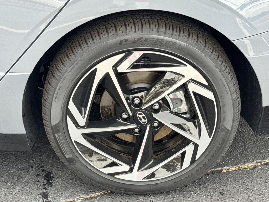 New 2026 Blue Hyundai SEL Sport image 19