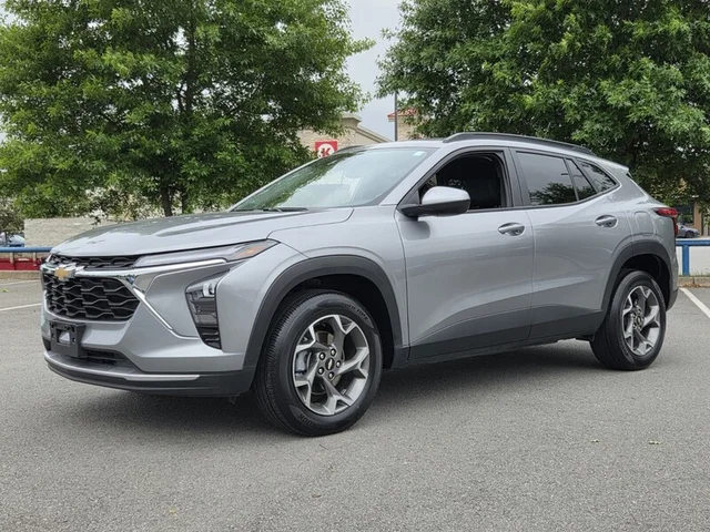 2025 CHEVROLET TRAX LT